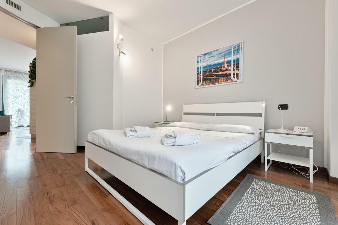 La Salle Exclusive Flat